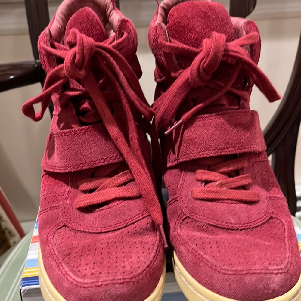Wedge bootie size 39 by Ash, excellent condition